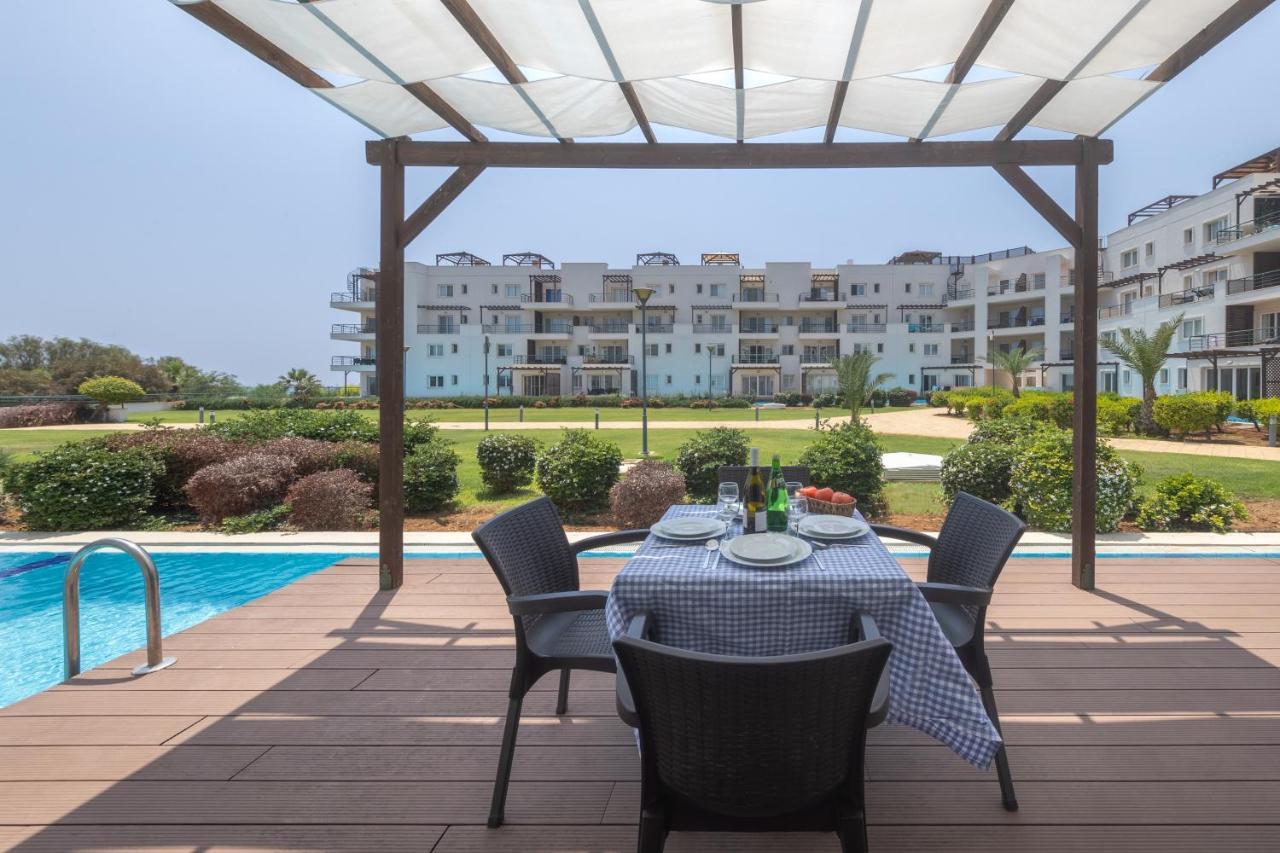 Thalassa Beach Family & Waterpark Resort Vokolidha المظهر الخارجي الصورة